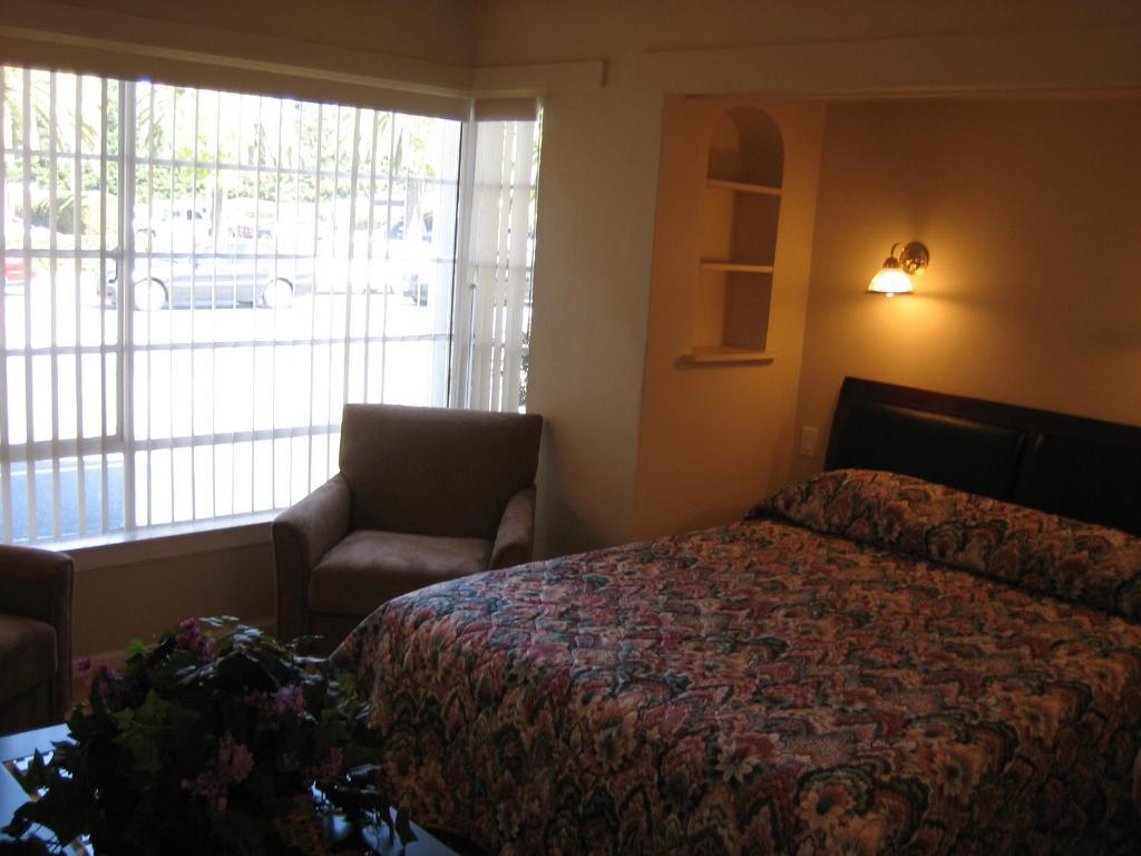 Stanford Inn Menlo Park Bagian luar foto